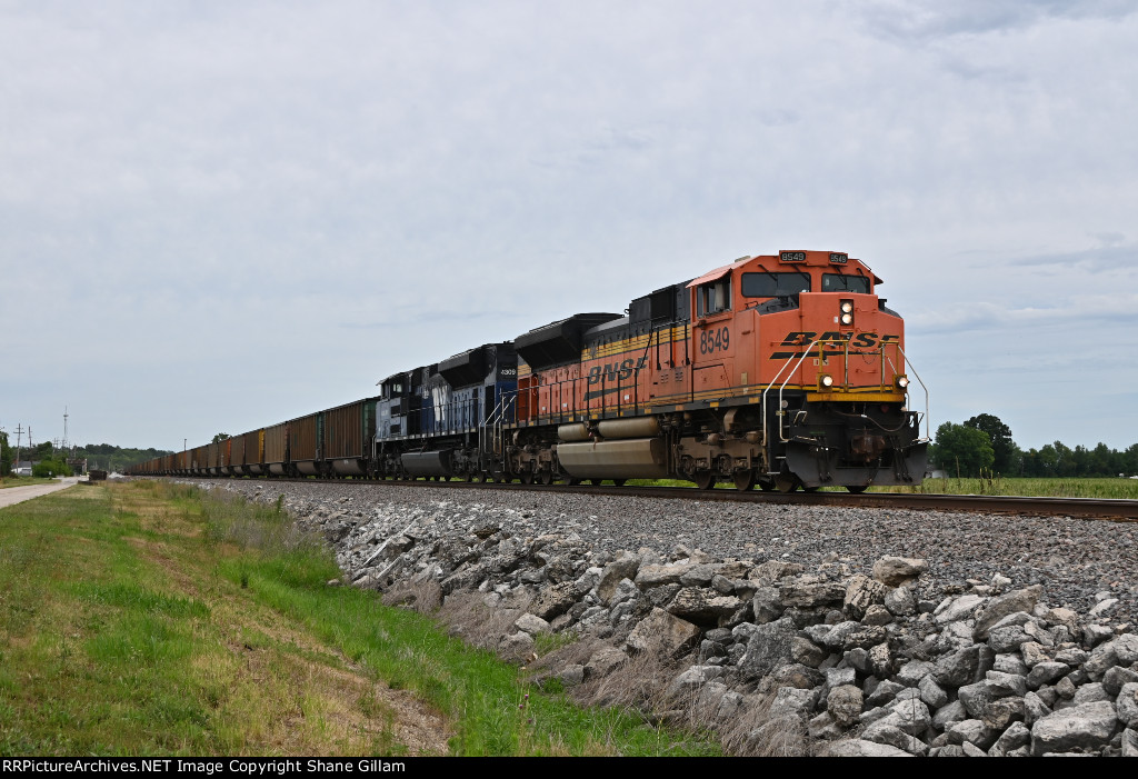 BNSF 8549